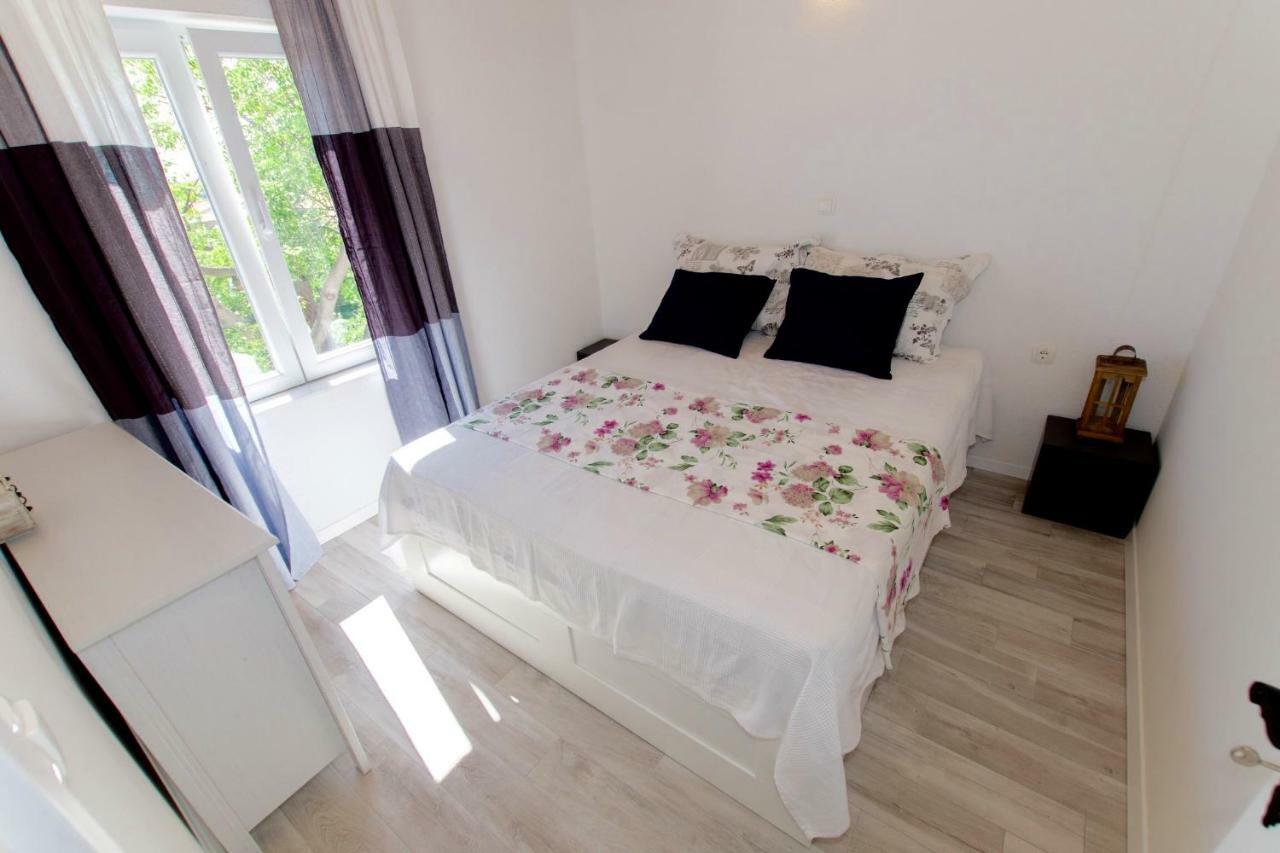 Summer Apartment Makarska Ngoại thất bức ảnh